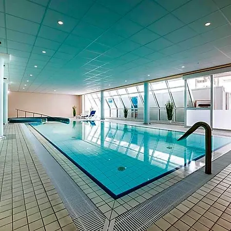 Novum 4*