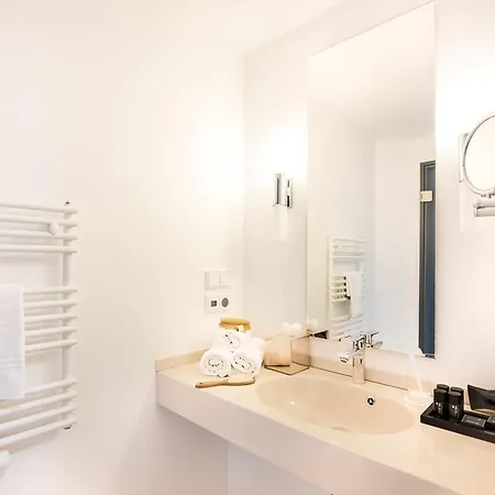 Otel Novum